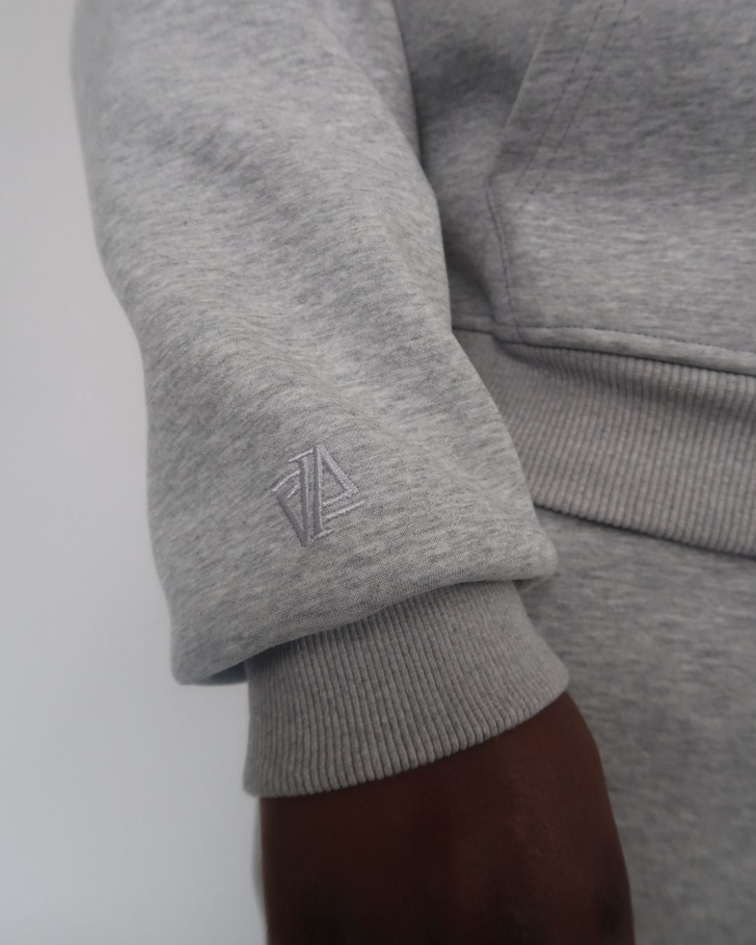 SIGNATURE FULL ZIP HOODIE