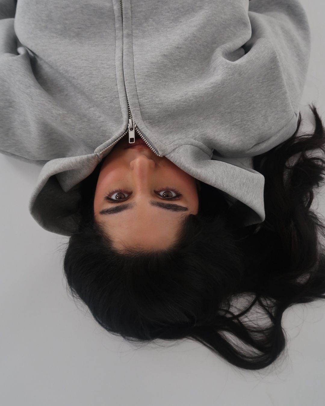 SIGNATURE FULL ZIP HOODIE